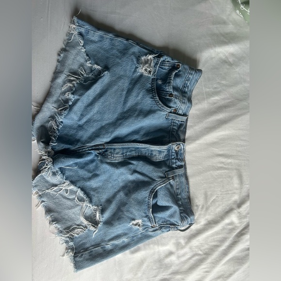 Levi’s shorts 32 w - Picture 1 of 3